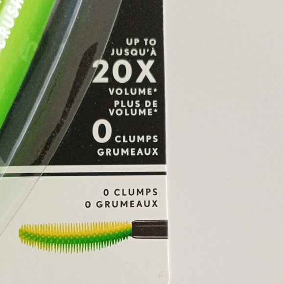 COVERGIRL Clump Crusher By LashBlast Mascara Volumizing Very Black 13.1 mL - Picture 7 of 9